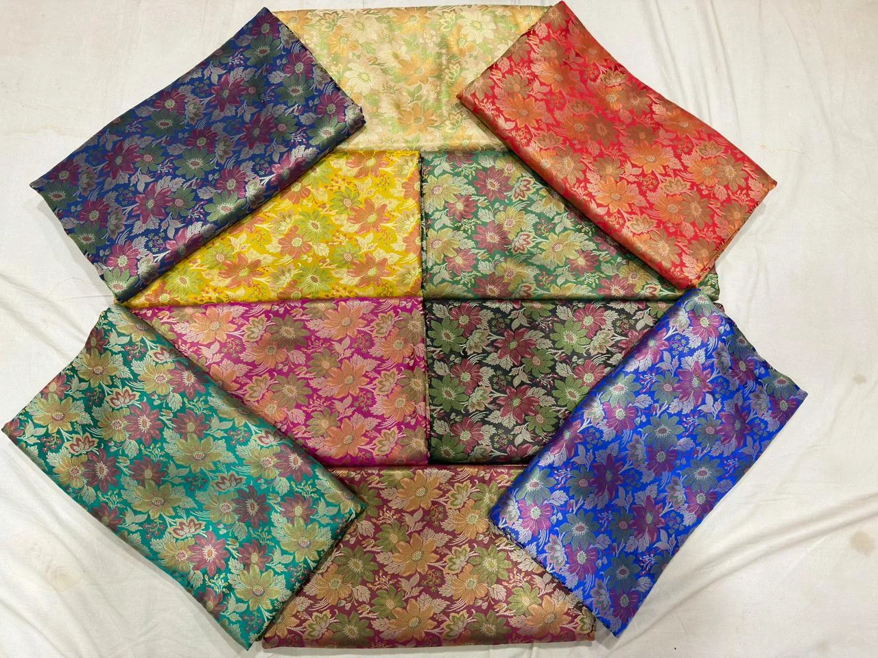 KashiFab Banarasi Brocade fabric design 1