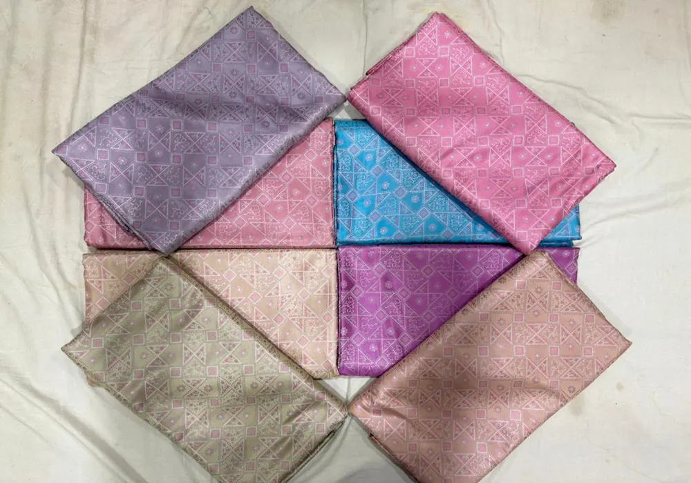 Indo-Western Fashion Trends Using Banarasi Fabrics | Choubey Silk Varanasi
